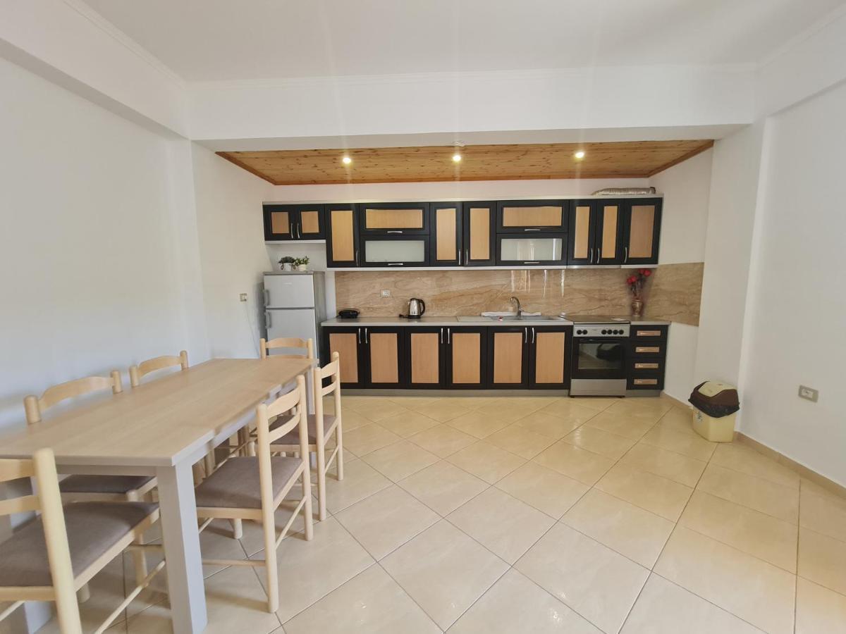 Glow Two Bedroom Apartment Ksamil Exteriör bild